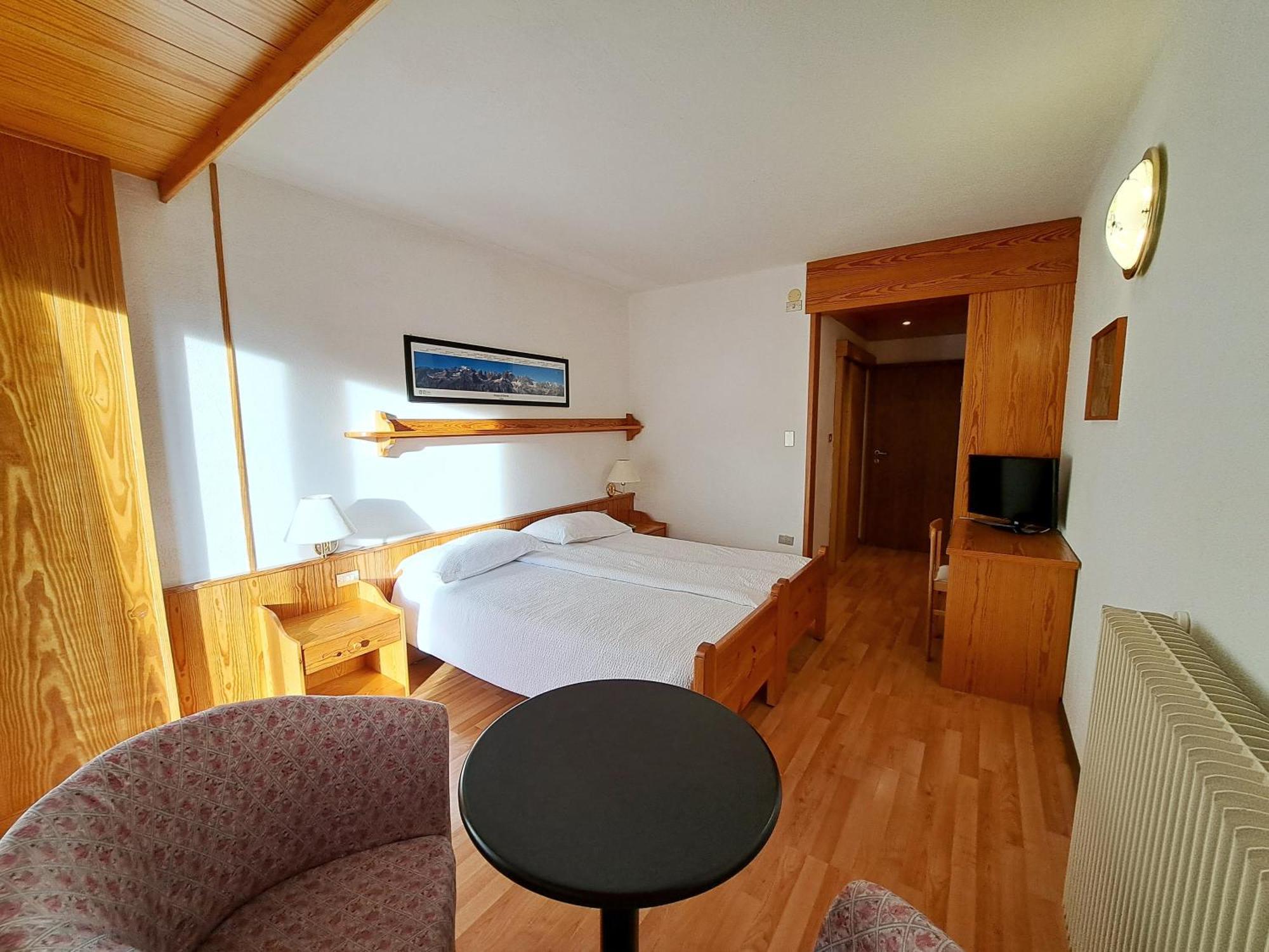 Lake&Nature Hotel Gloria Molveno Zewnętrze zdjęcie