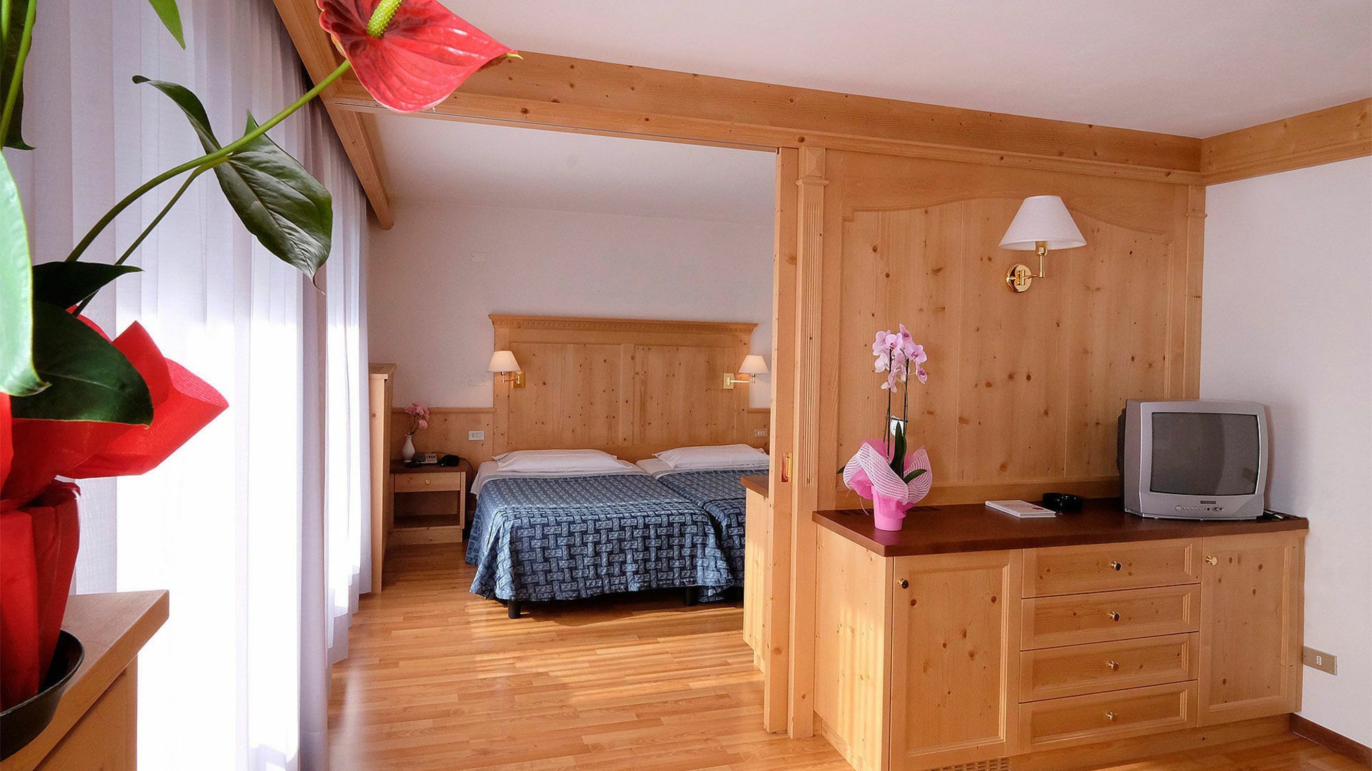 Lake&Nature Hotel Gloria Molveno Zewnętrze zdjęcie